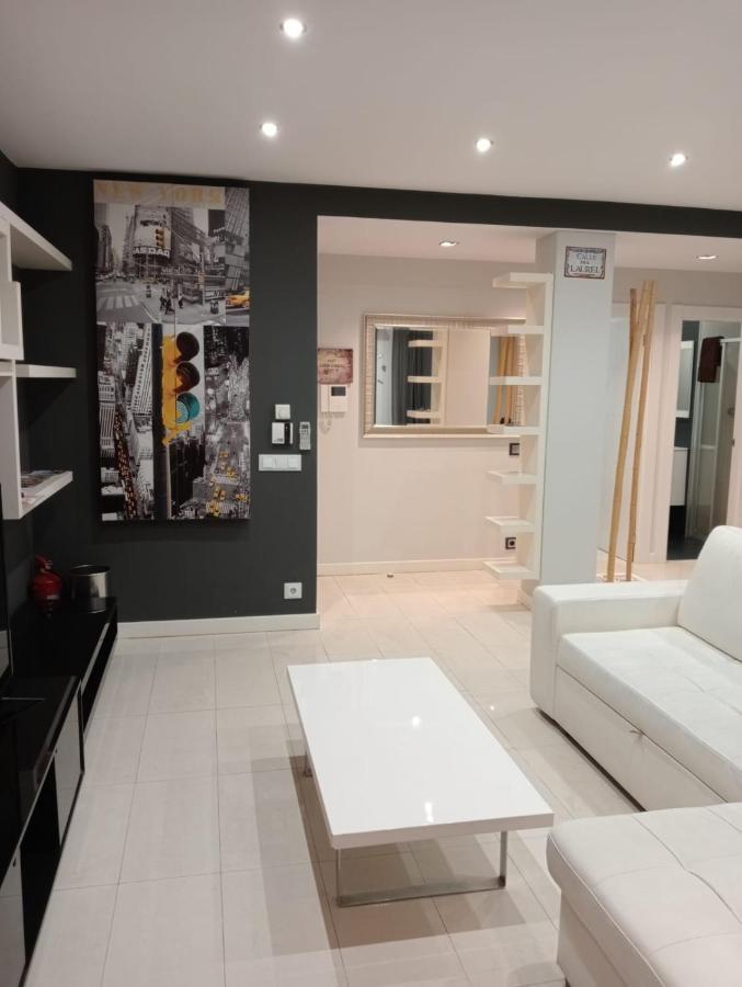 Apartamento Colon !!Parking Privado Gratuito !! 洛格罗尼奥 外观 照片